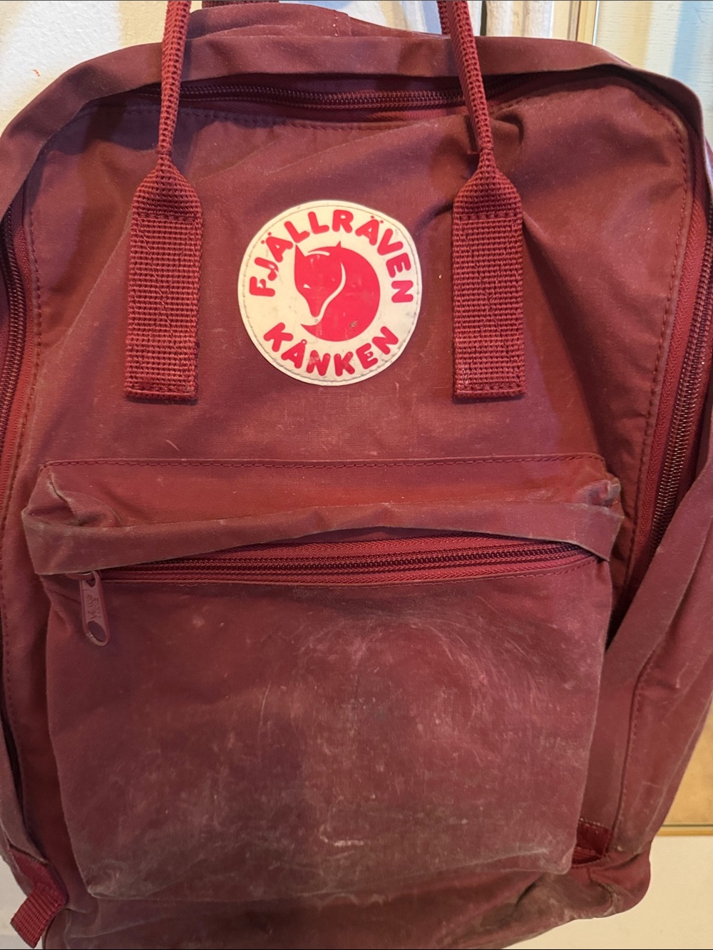 Fjallraven Kånken Backpack in Burgundy